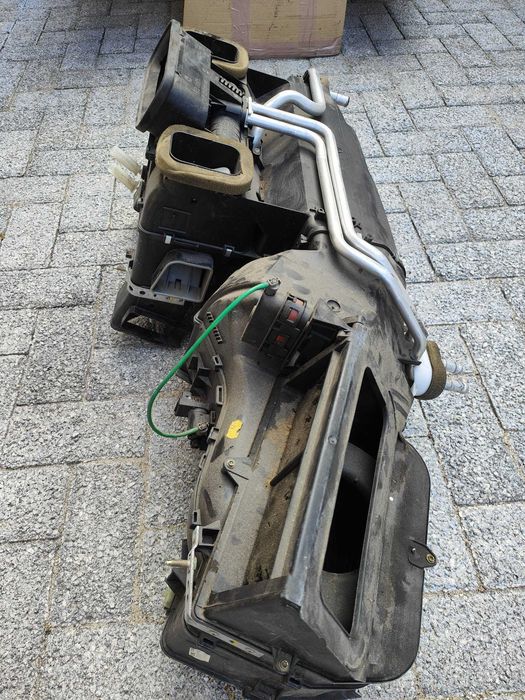 Caixa de ar condicionado Mercedes w202