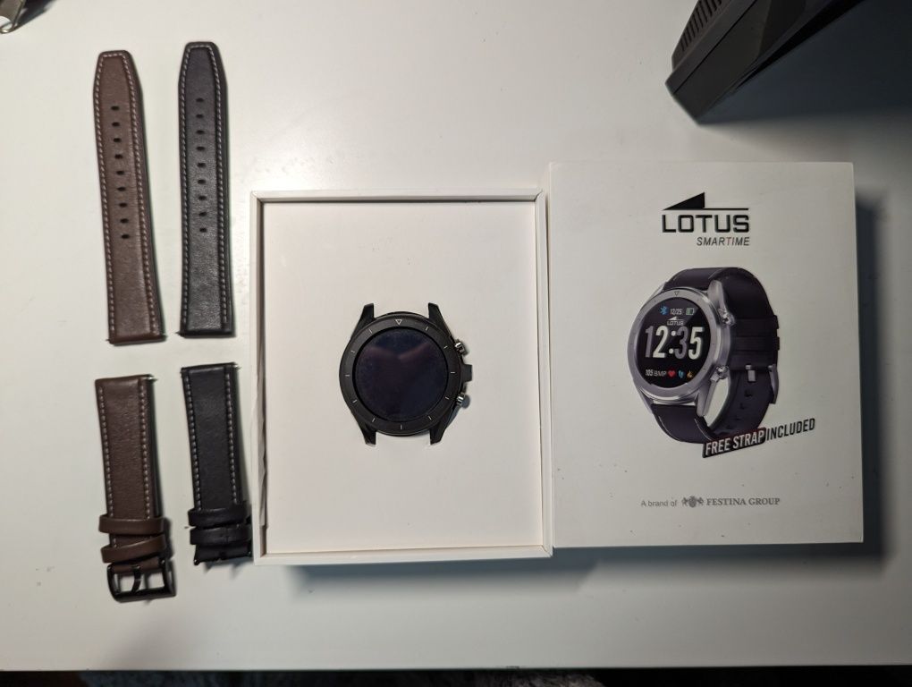 Lotus Smartwatch