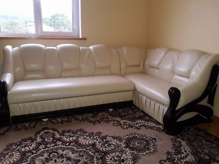 Реставрація м'яких меблів