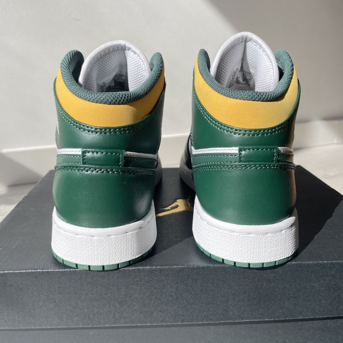 Air Jordan 1 Mid Seattle Supersonics NBA