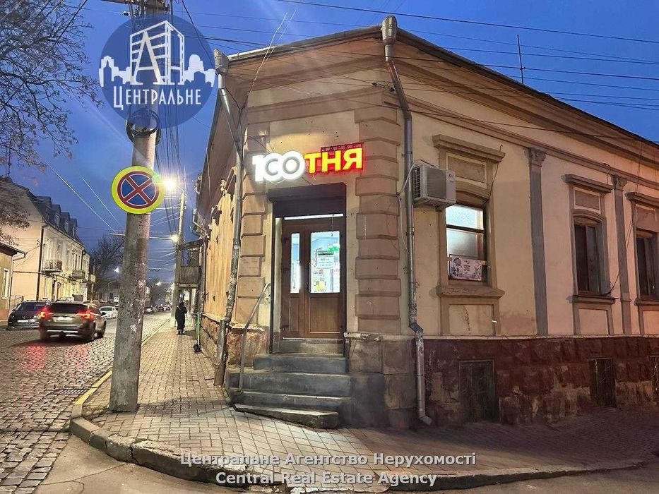 Продаж фасадно-кутового приміщення