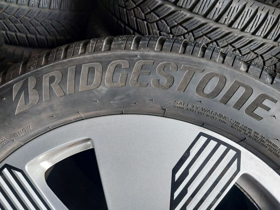 Felgi aluminiowe Audi 4KE601025L 19" 5X112 ET34 8J nowe opony