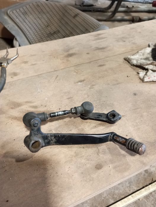 Продам ножку кпп на мотоцикл 200кубов