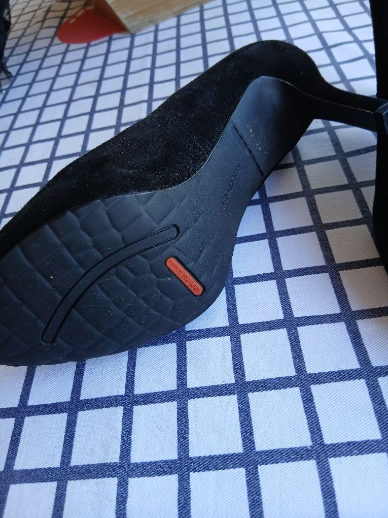 Sapatos mulher usados