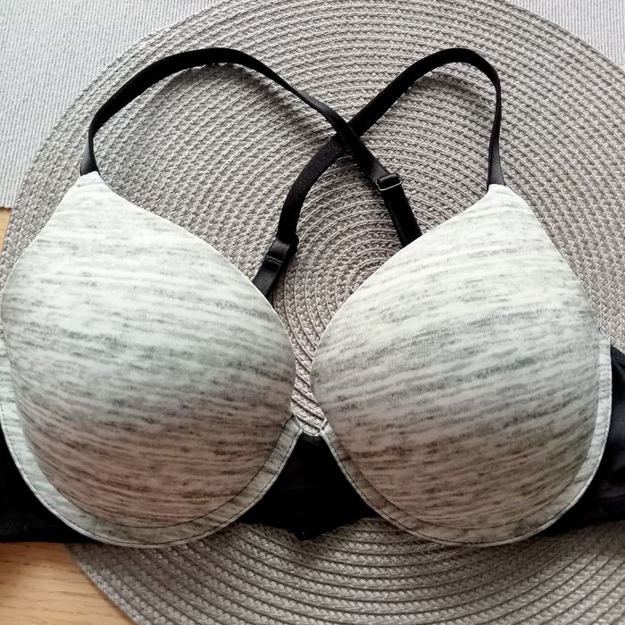 Biustonosz push up Victoria's Secret PINK 80B