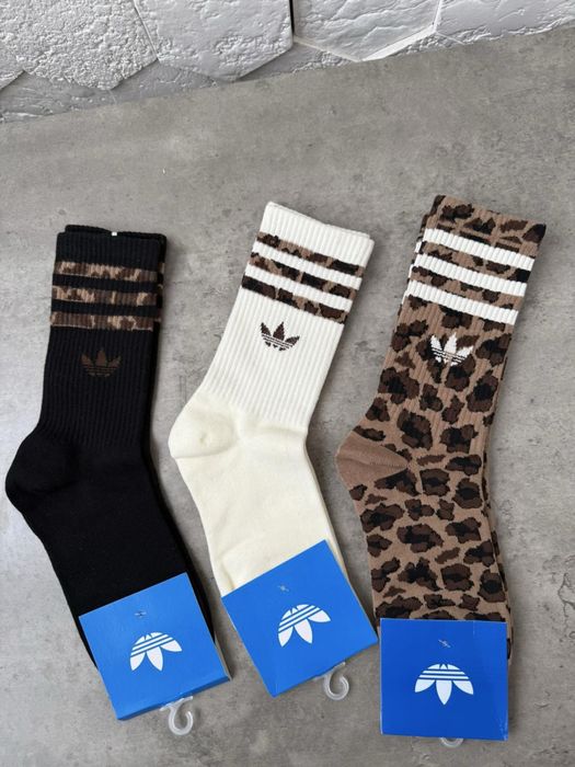 Носочки Adidas в трьох кольорах.