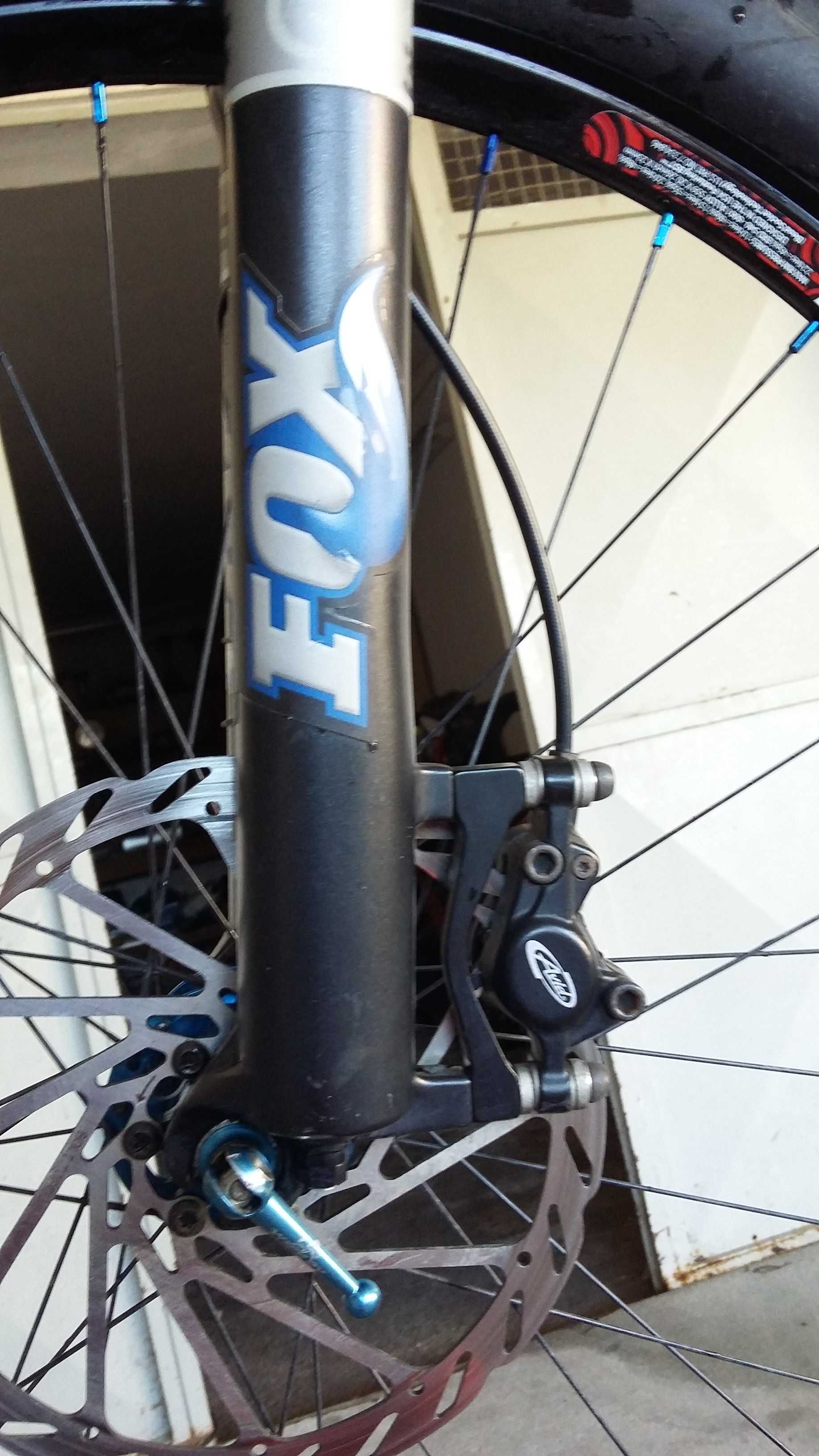 Bicicleta Specialized XC tamanho M
