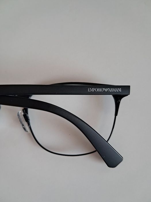 Oprawki męskie korekcyjne marki Emporio Armani