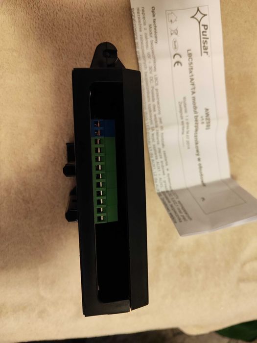 Moduł bezpiecznikowy w obudowie AWZ593 Pulsar, 4 kanały