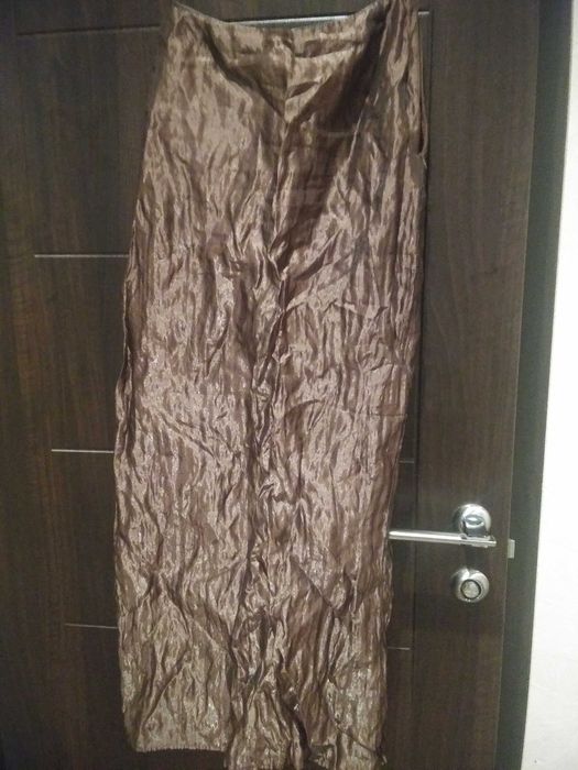 Костюм шоколадного кольору. Розмір  L,