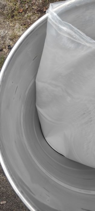 Бочки металеві 200 л чисті