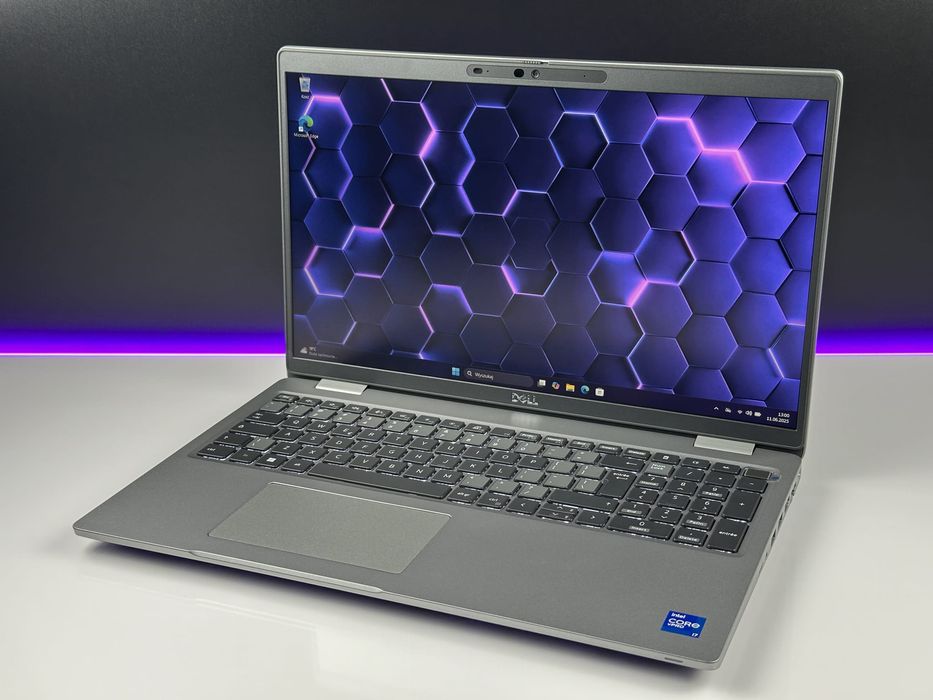 Laptop DELL Latitude 5520 | i7-1185G7 / FHD / DOTYKOWY / MX 450 / FV23