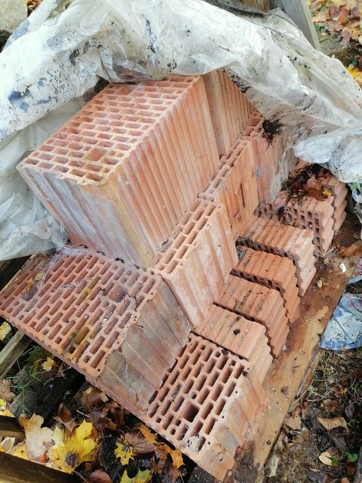 Poroterm pustaki ceramiczne