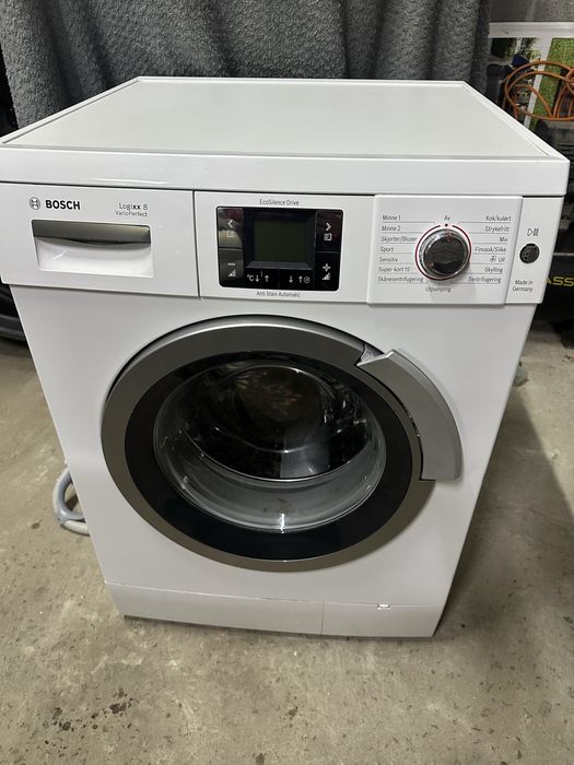 Пральна машинка Bosch WAS32783SN