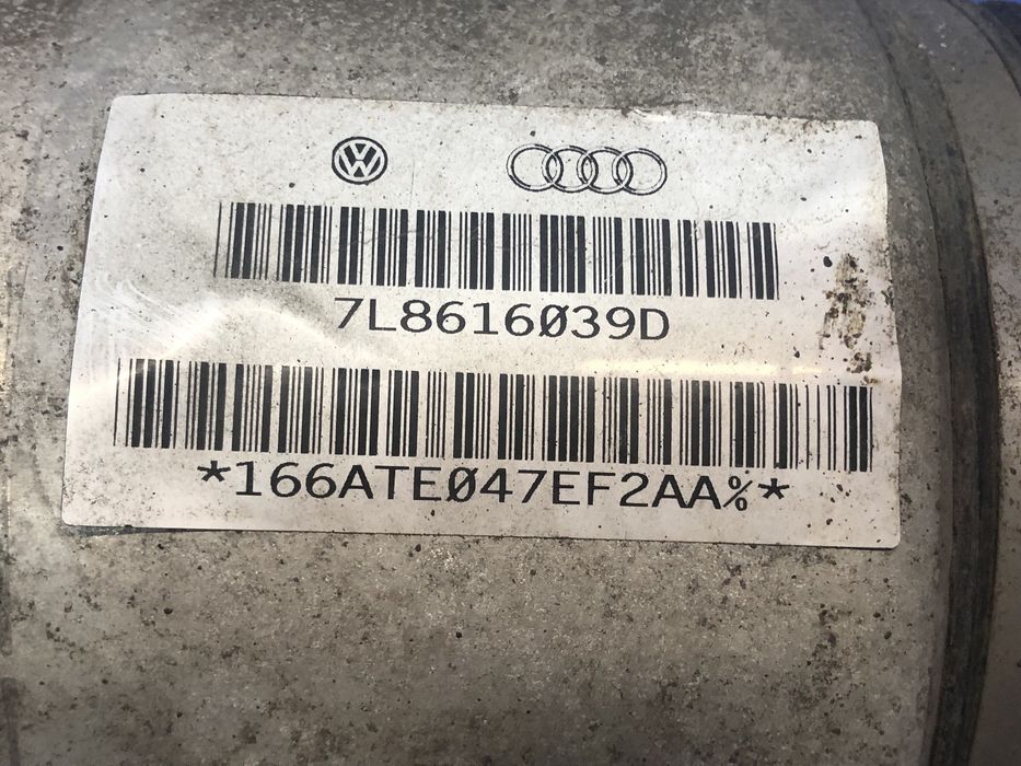 Пневмостойка передня ліва Audi Q7 4L Ауди Стойка амортизатора Ауді