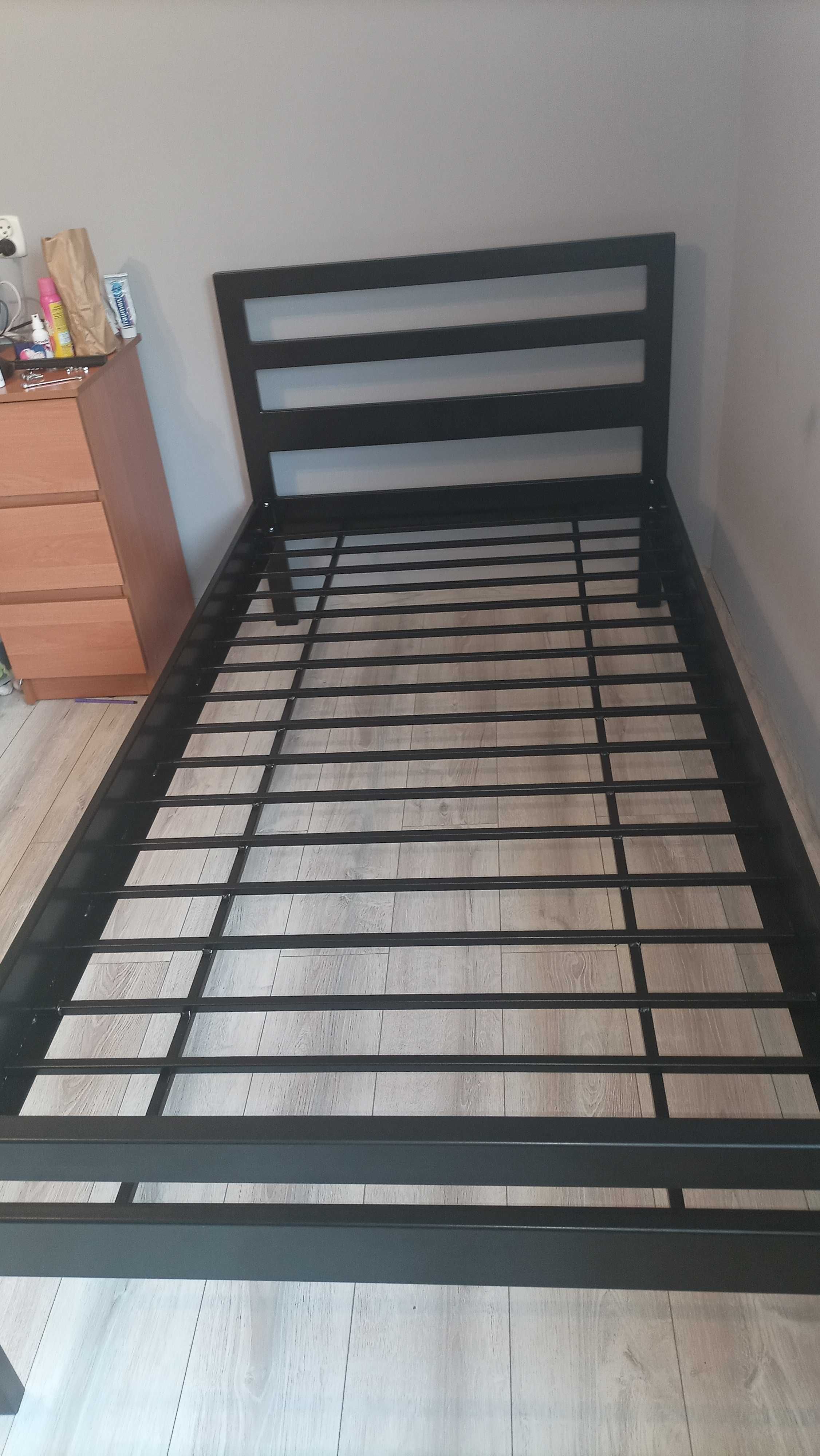 Łóżko metalowe 1mx2m