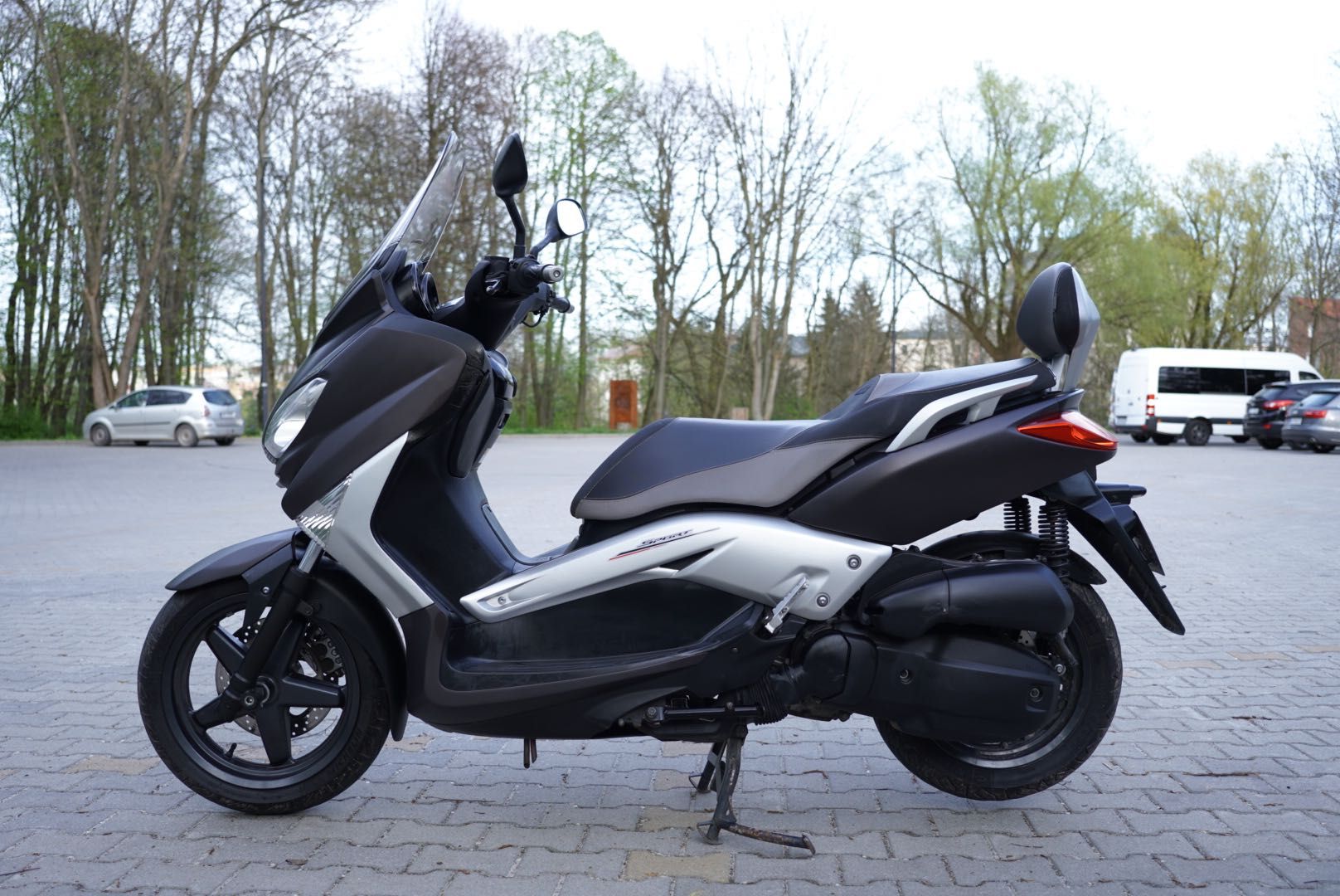 Skuter Yamaha X-max 125