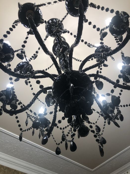 Lustre de teto em vidro opalino com 16 lampadas
