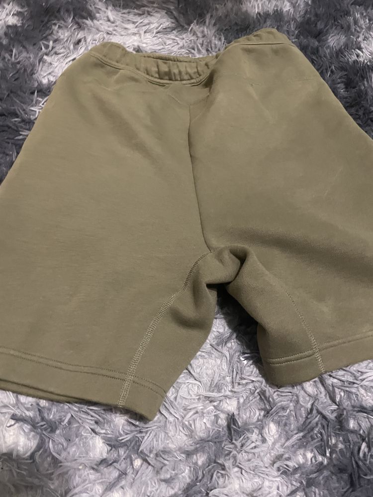 шорти nike tech fleece