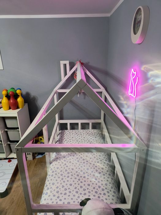 Łóżko domek z szufladami