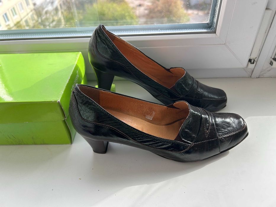 Туфли кожаные  Nivelle Gotti 39-40р. 25-25,5-26 см отличн. сост.