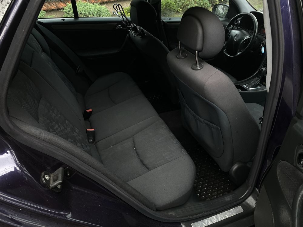 Na sprzedaż mercedes 2.2 tdi automat dobry stan w zamian gwarancję