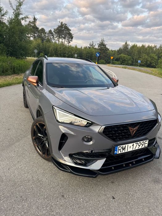 Cupra Formentor VZ 372 КМ