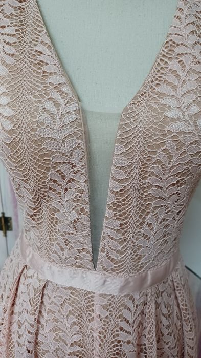 Vestido festa em renda