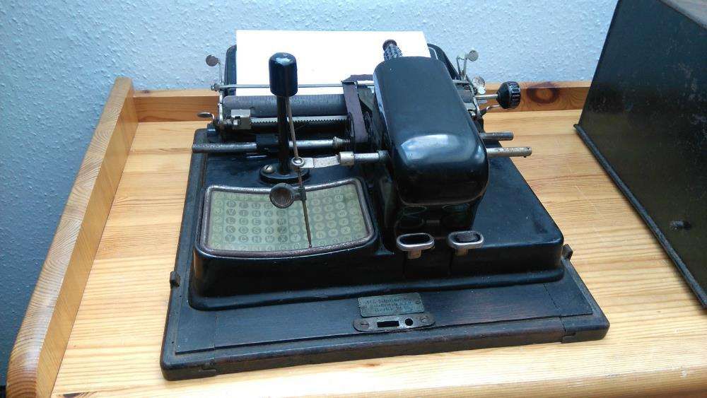 Maquina de escrever Mignon - 1904