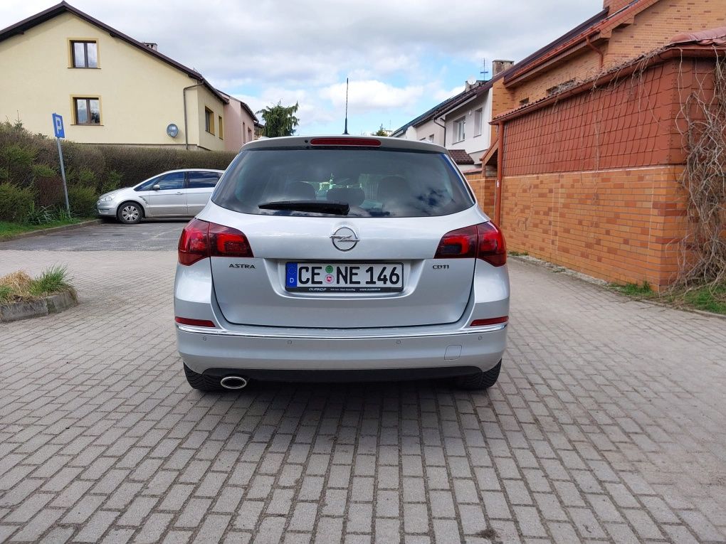 OPEL Astra J 2.0 CDTI