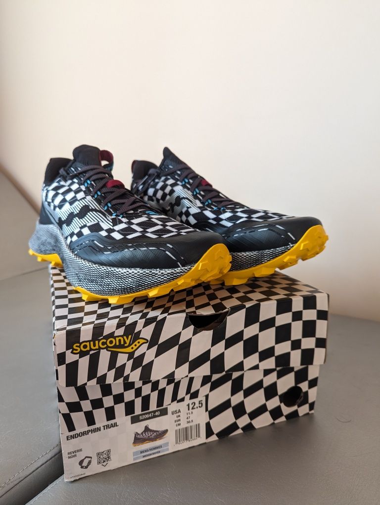 Кросівки Saucony Endorphin Trail 47р. 30.5см