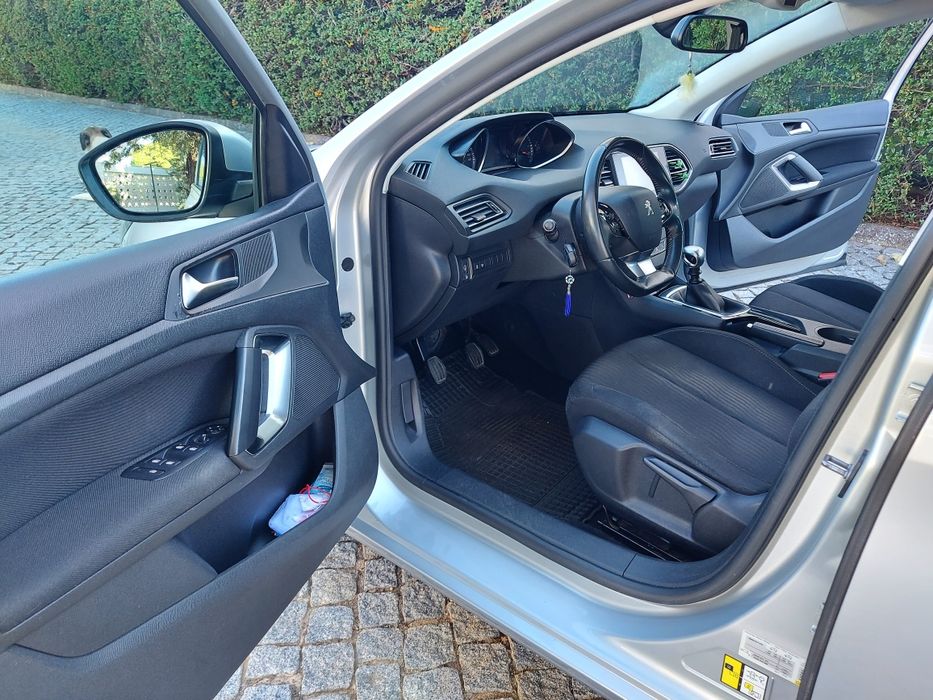 Peugeot 308 1.6HDI Active 17J