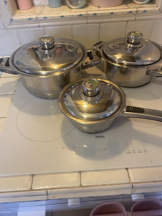 Komplet garnków nierdzewnych angielskich