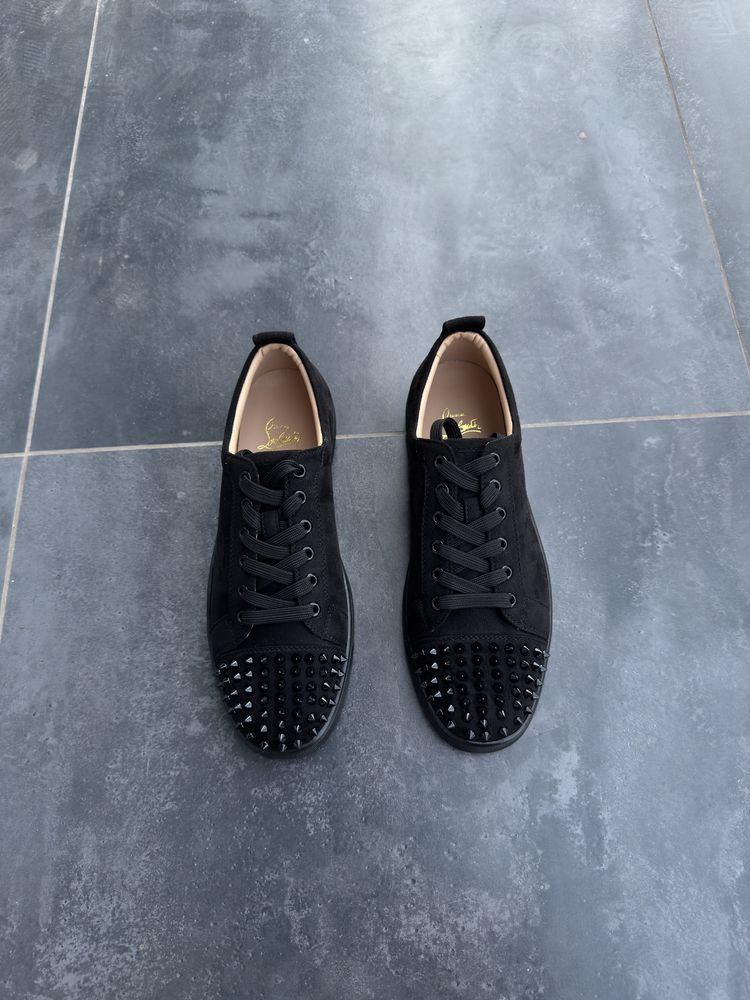 Christian Louboutin з шипами