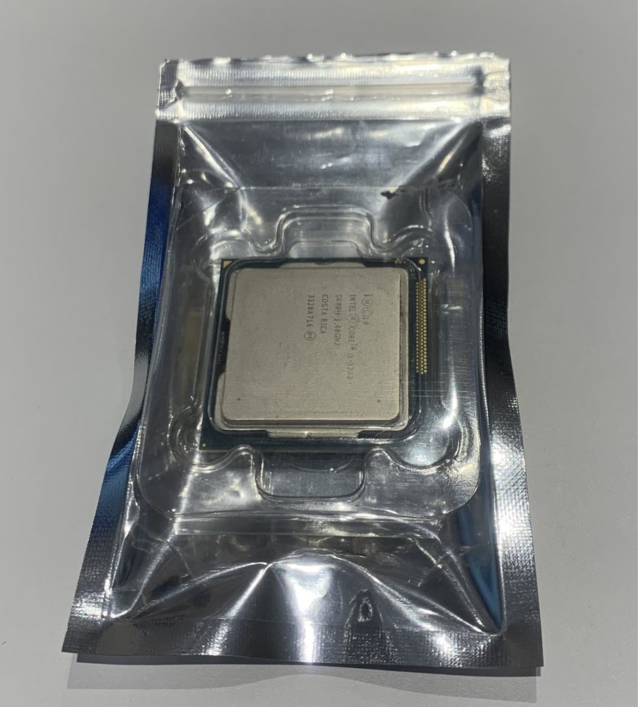 Процесор Intell Core i3-3240 3.4 GHZ