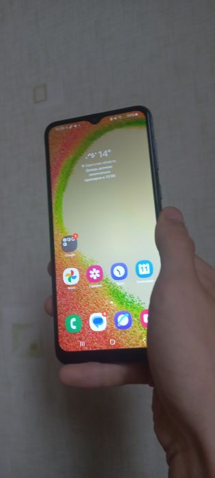 Телефон Samsung a04