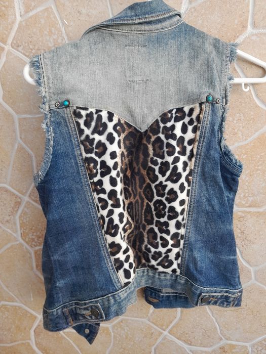 Vendo varias peças de roupa