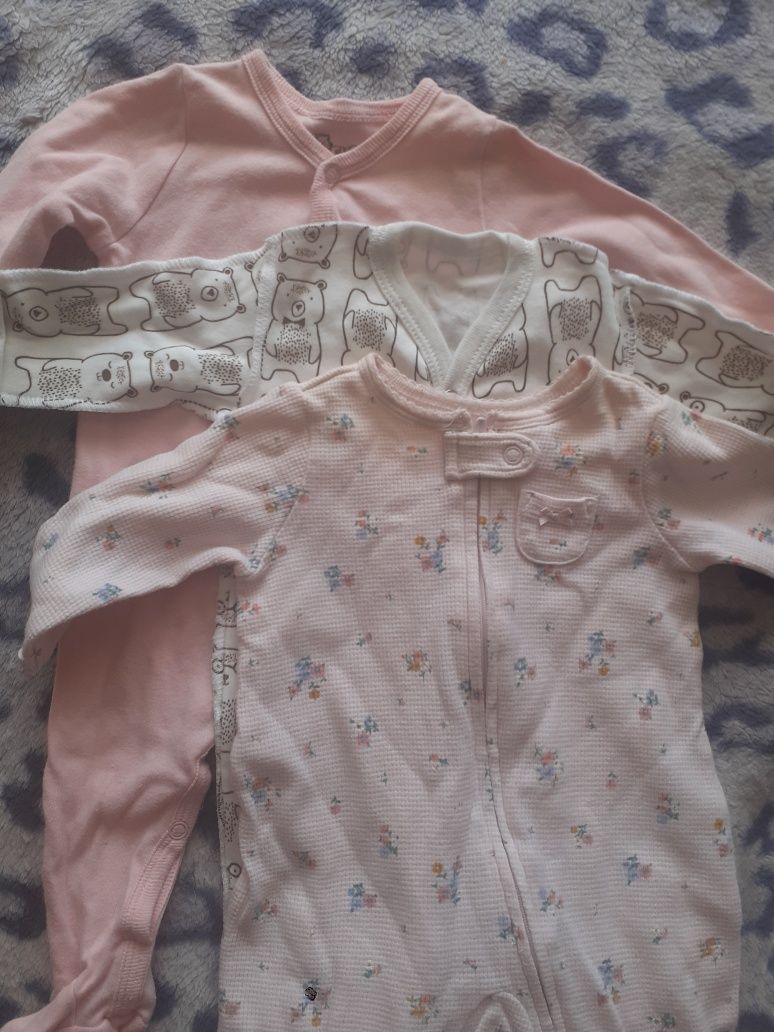 Продам одежду для новорожденного