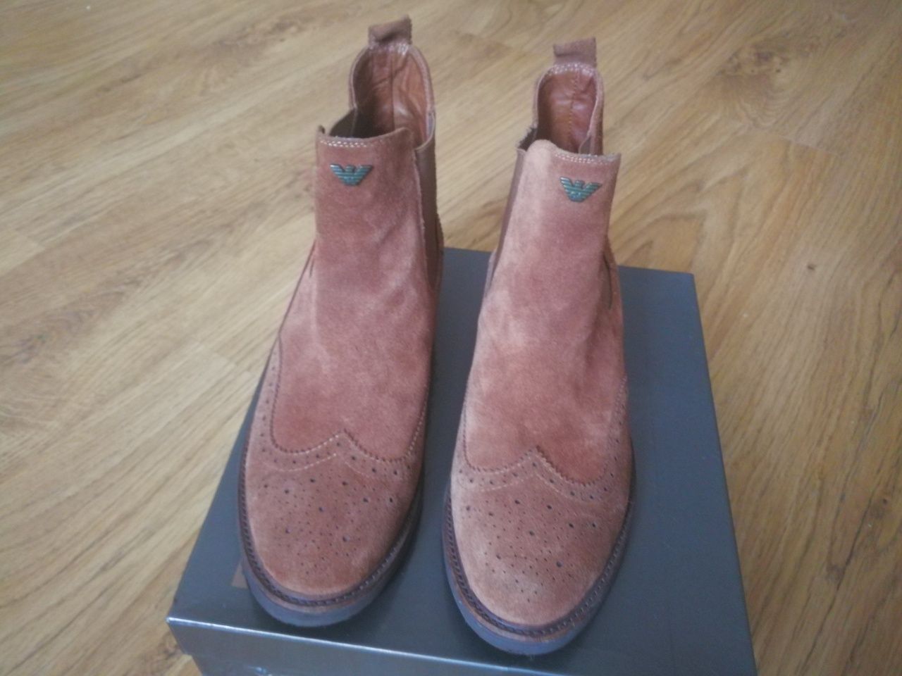 buty ARMANI kozaki sztyblety ( w sprzedaży też versace prada gucci d&g