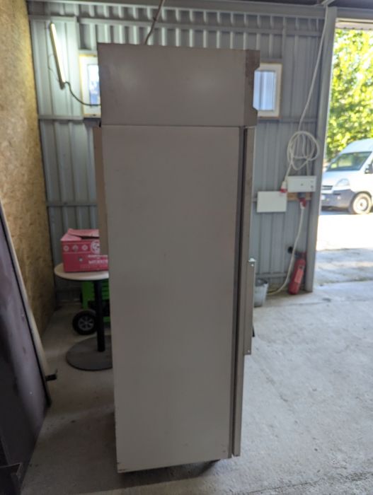 Продам морозильну камеру POLAIR