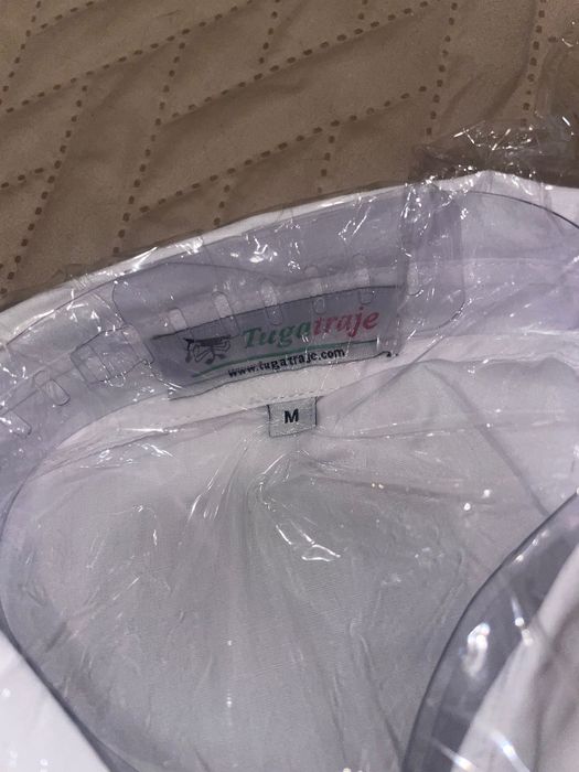 Traje tamanho 40 - casaco saia e camisa M