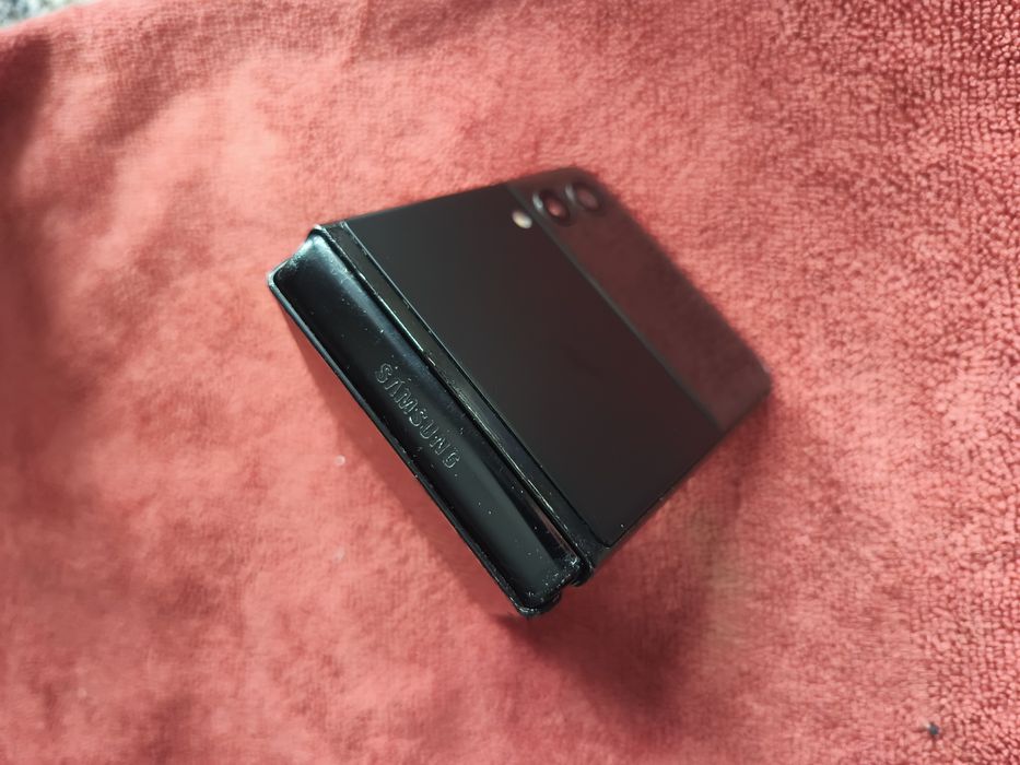 Samsung Galaxy Z Flip3 5g