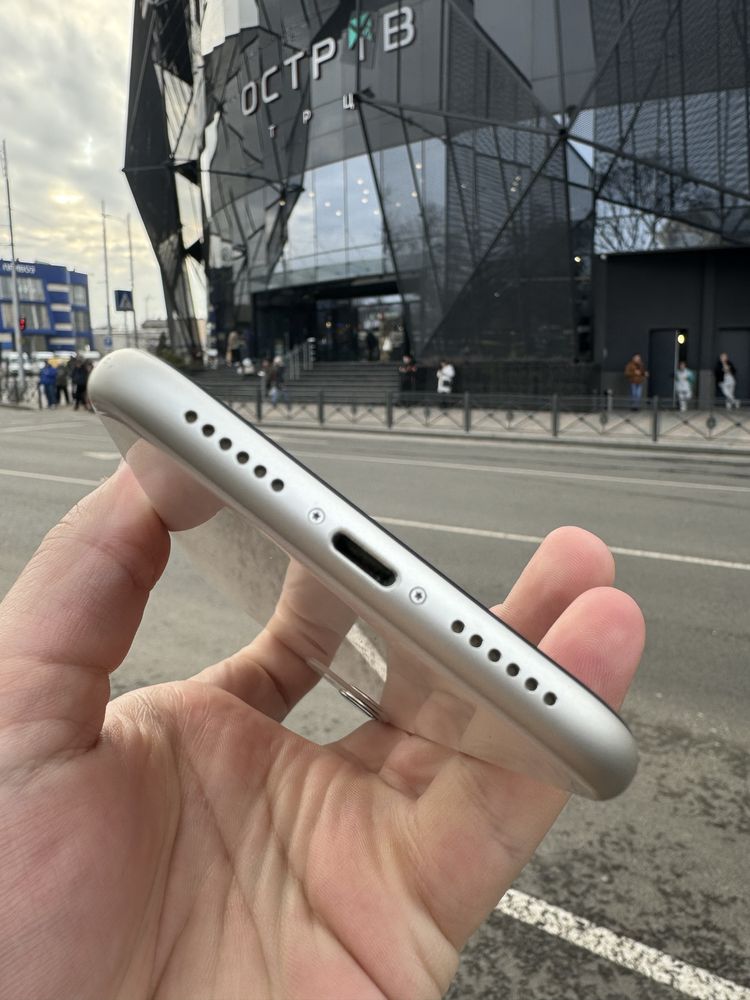 iPhone 11 128 White ГАРАНТИЯ