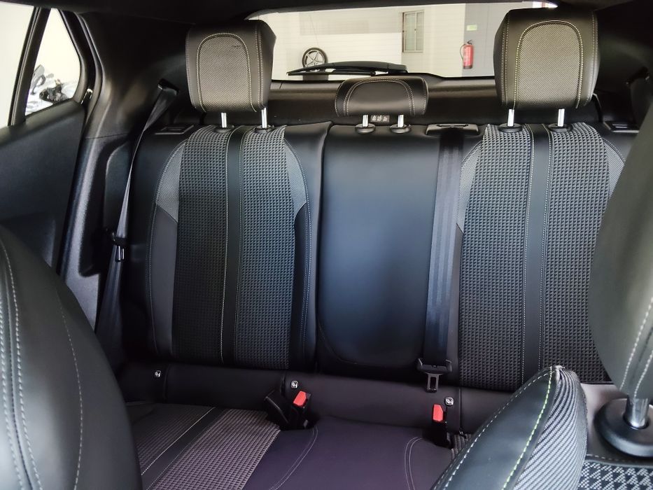 Peugeot 2008 1.5 BlueHDi GT Line EAT 6 2021