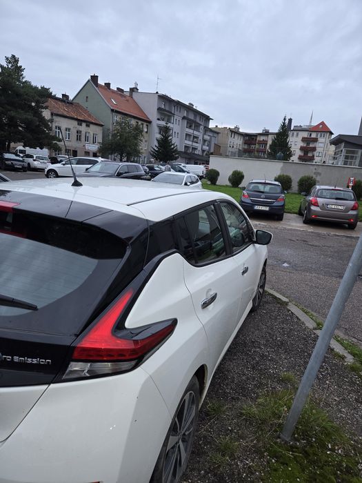 Tanio z VAT 23 % Sprzedam samochód Nissan Leaf r. 2019