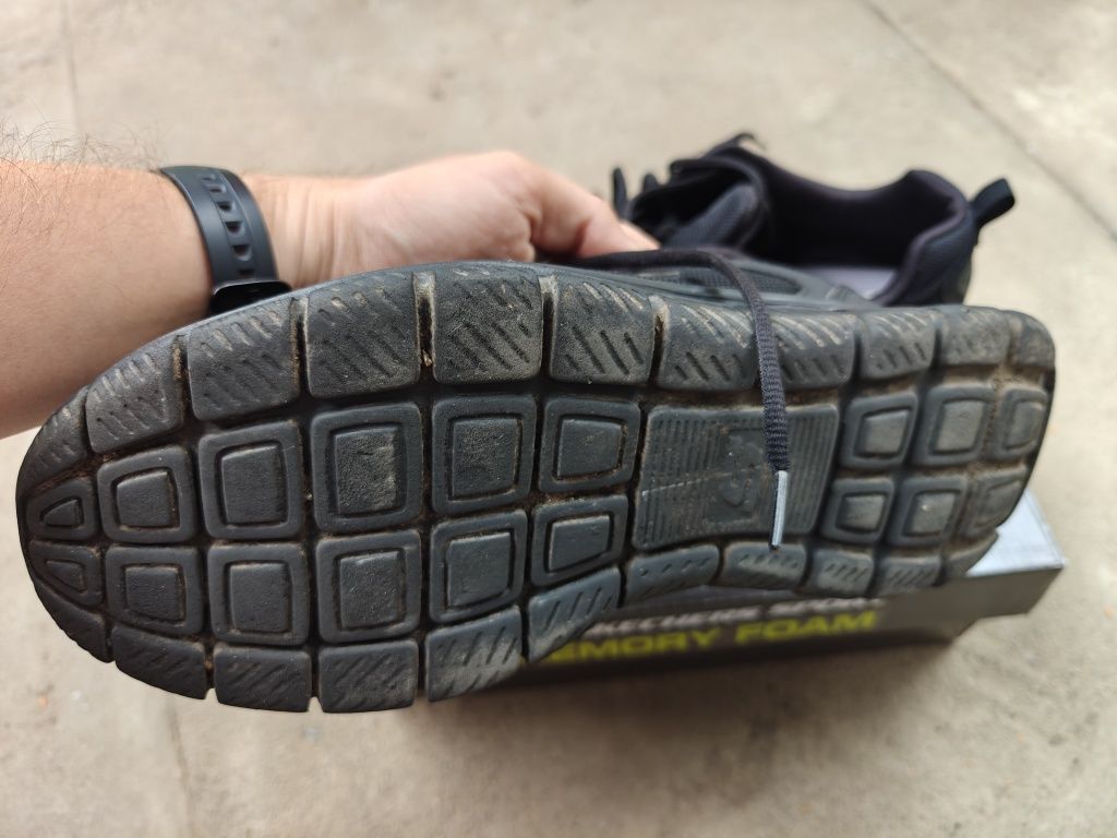 Кросівки чоловічі демісезонні Skechers Track 52631 BBK р.46 30см чорні