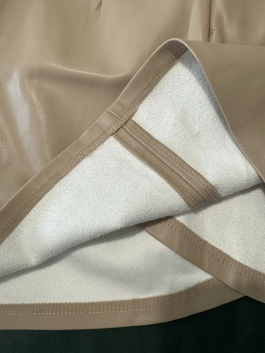 Spódnica beżowa ‚skóra’