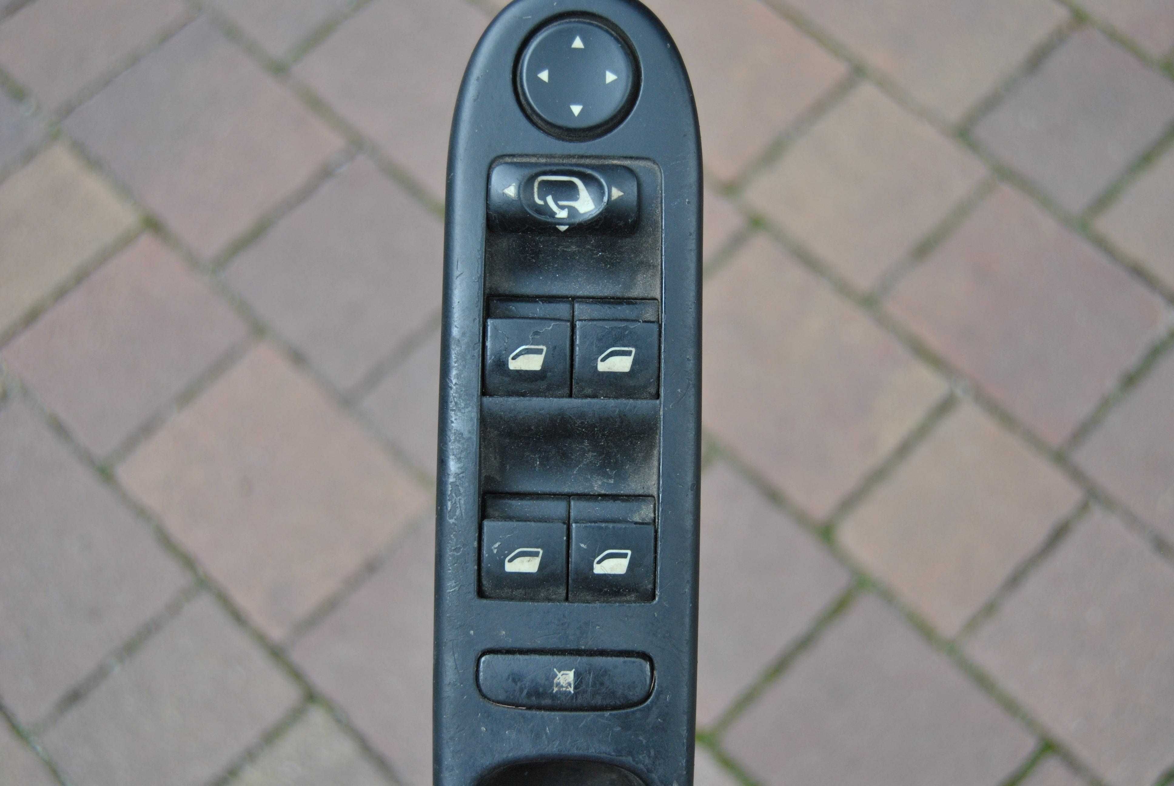 Panel przełącznik szyb Peugeot 307 SW 2006r