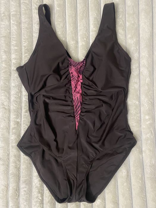 50-52.Купальник цельный женский