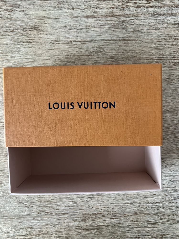 Pudełko prezentowe Louie Vuitton